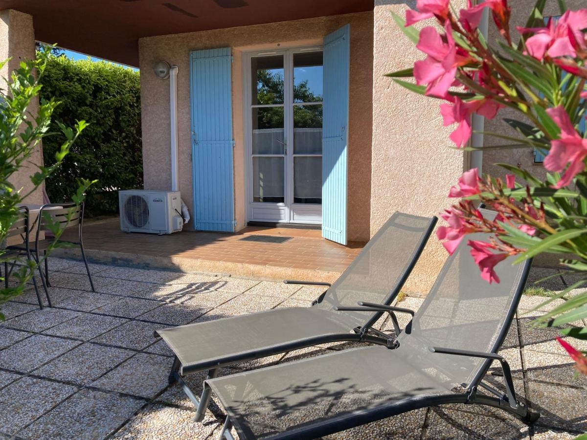 T2 Classe 2* Calme Au Coeur Du Village Provencale Gréoux-les-Bains Exteriér fotografie