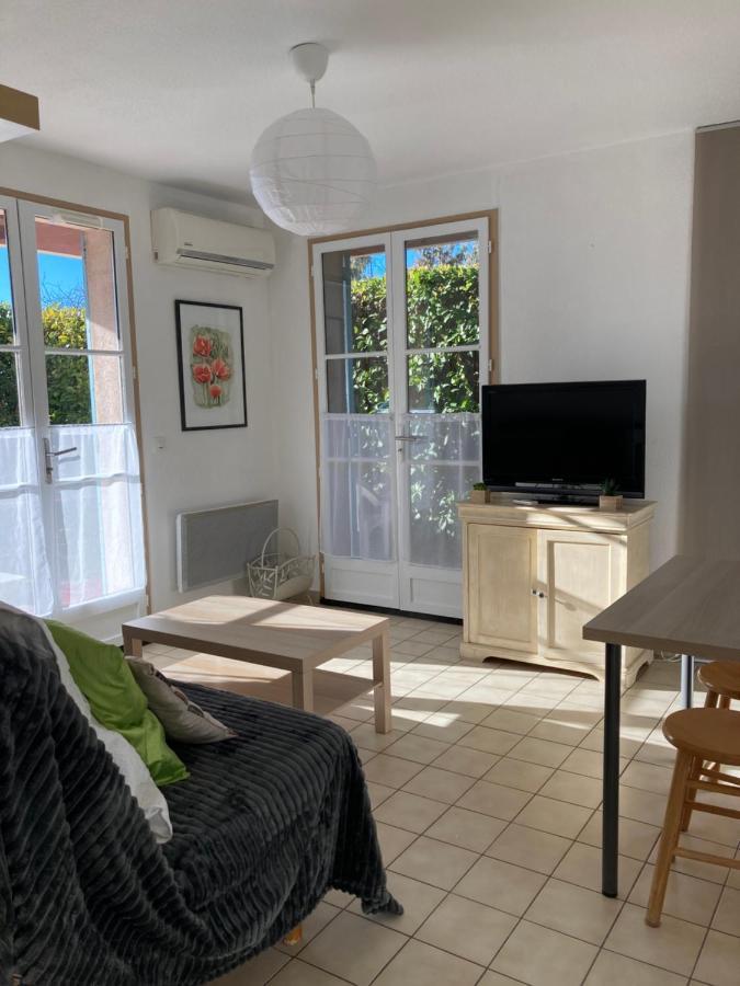 T2 Classe 2* Calme Au Coeur Du Village Provencale Gréoux-les-Bains Exteriér fotografie